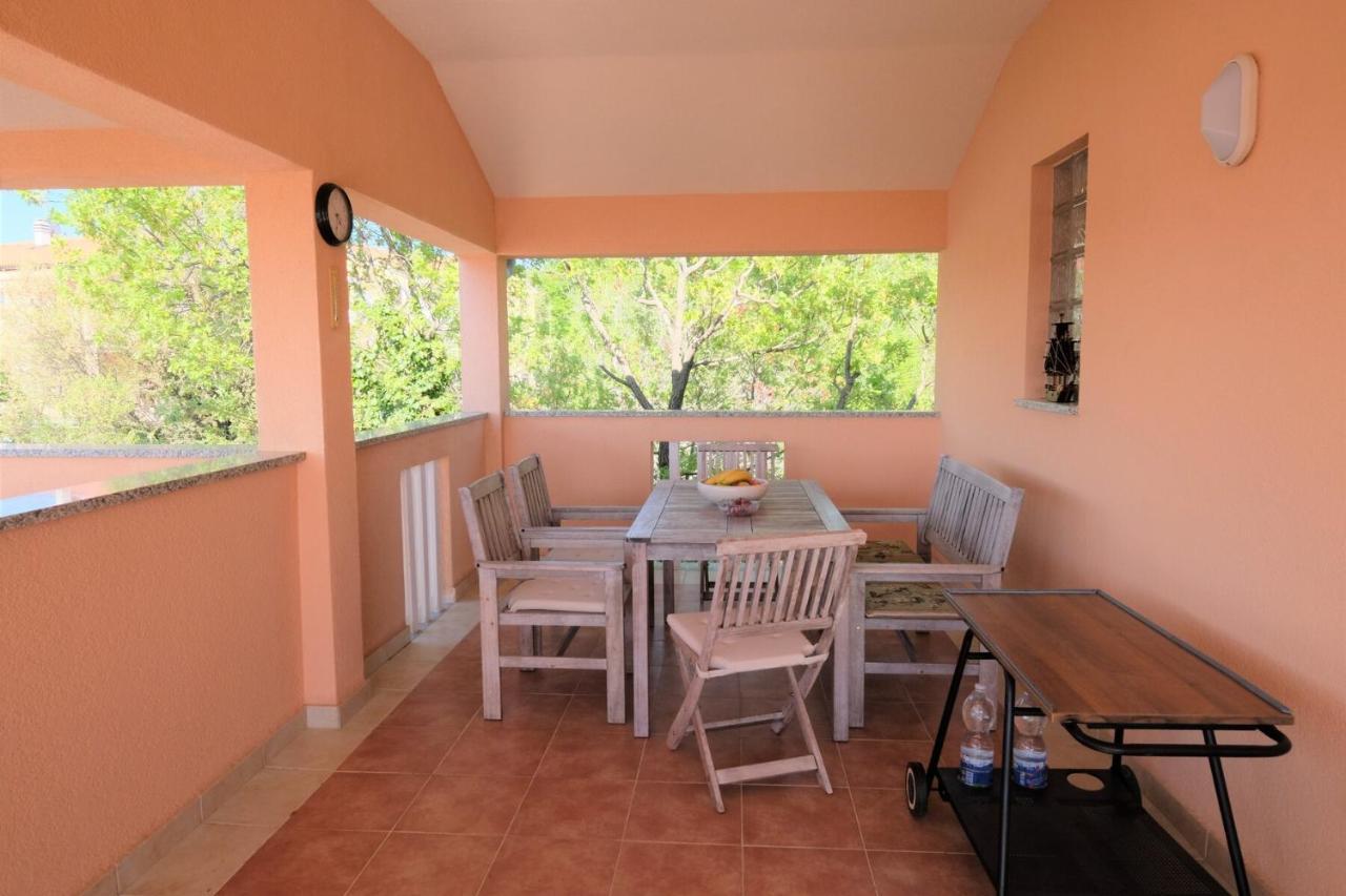 Apartments Coral, Klimno, Island Krk Ngoại thất bức ảnh