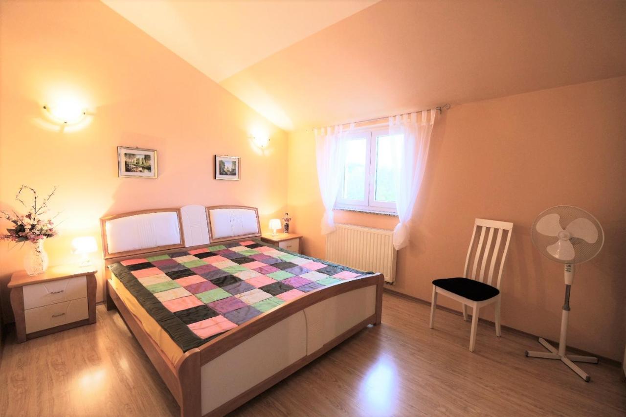 Apartments Coral, Klimno, Island Krk Ngoại thất bức ảnh