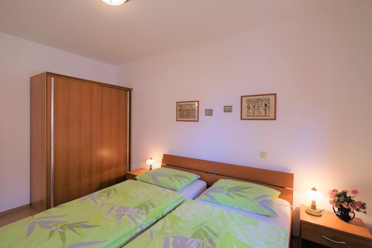 Apartments Coral, Klimno, Island Krk Ngoại thất bức ảnh